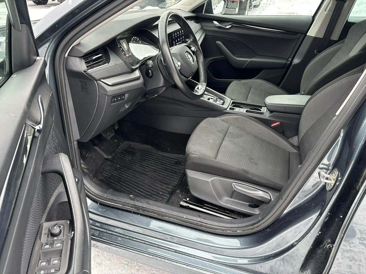 Skoda Octavia - Zdjęcie 10