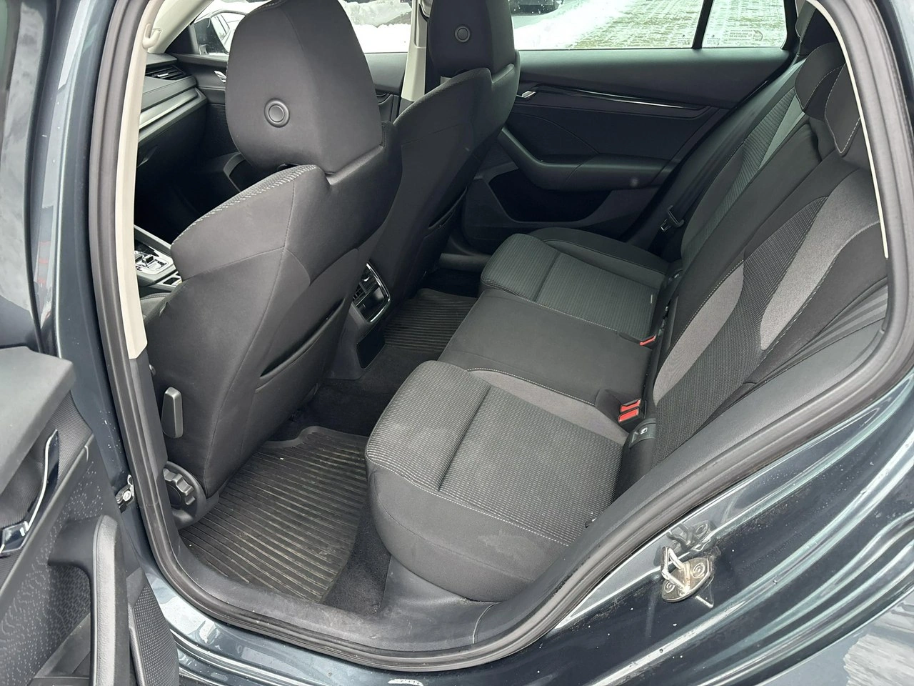 Skoda Octavia - Zdjęcie 11