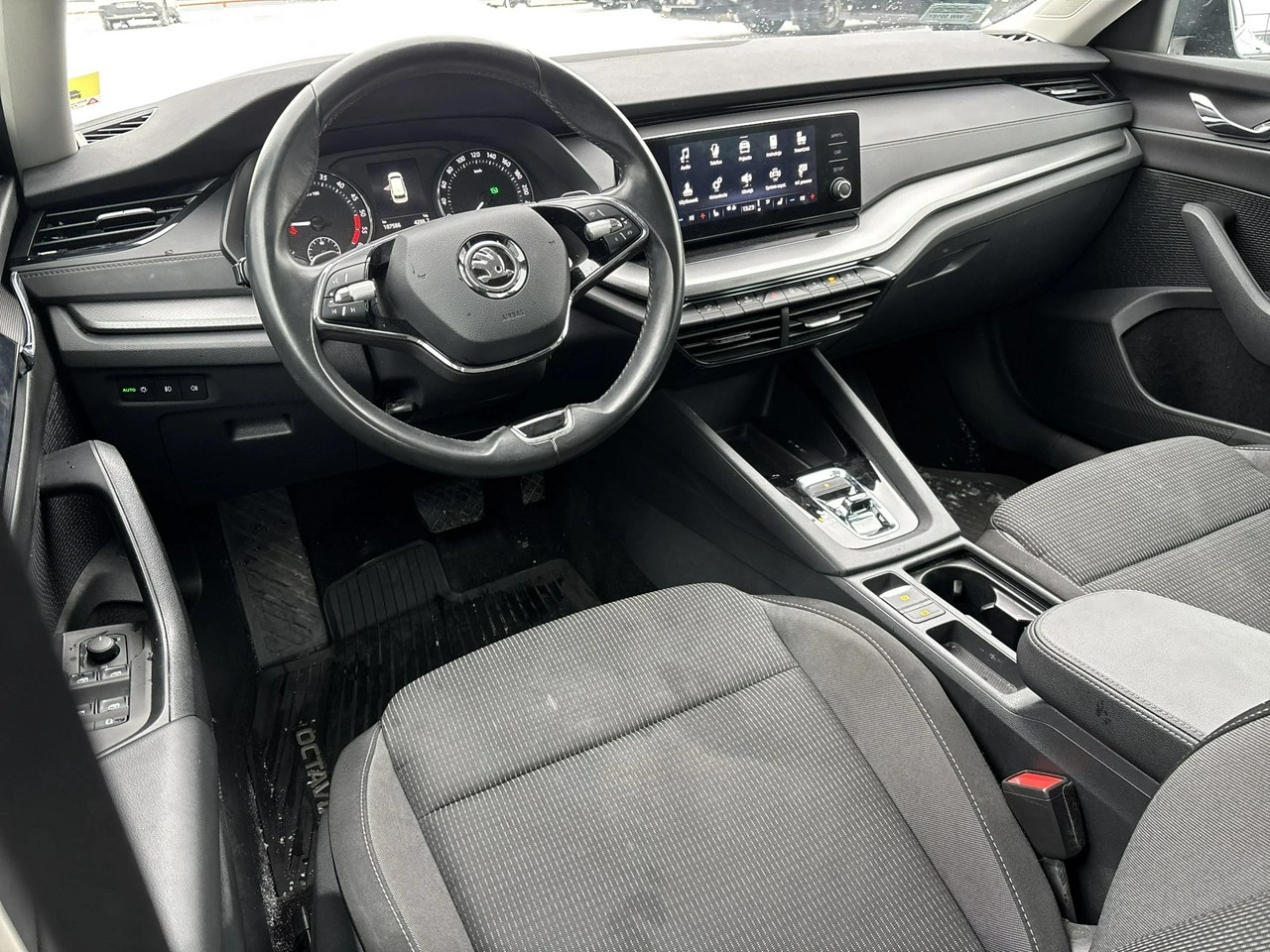 Skoda Octavia - Zdjęcie 12
