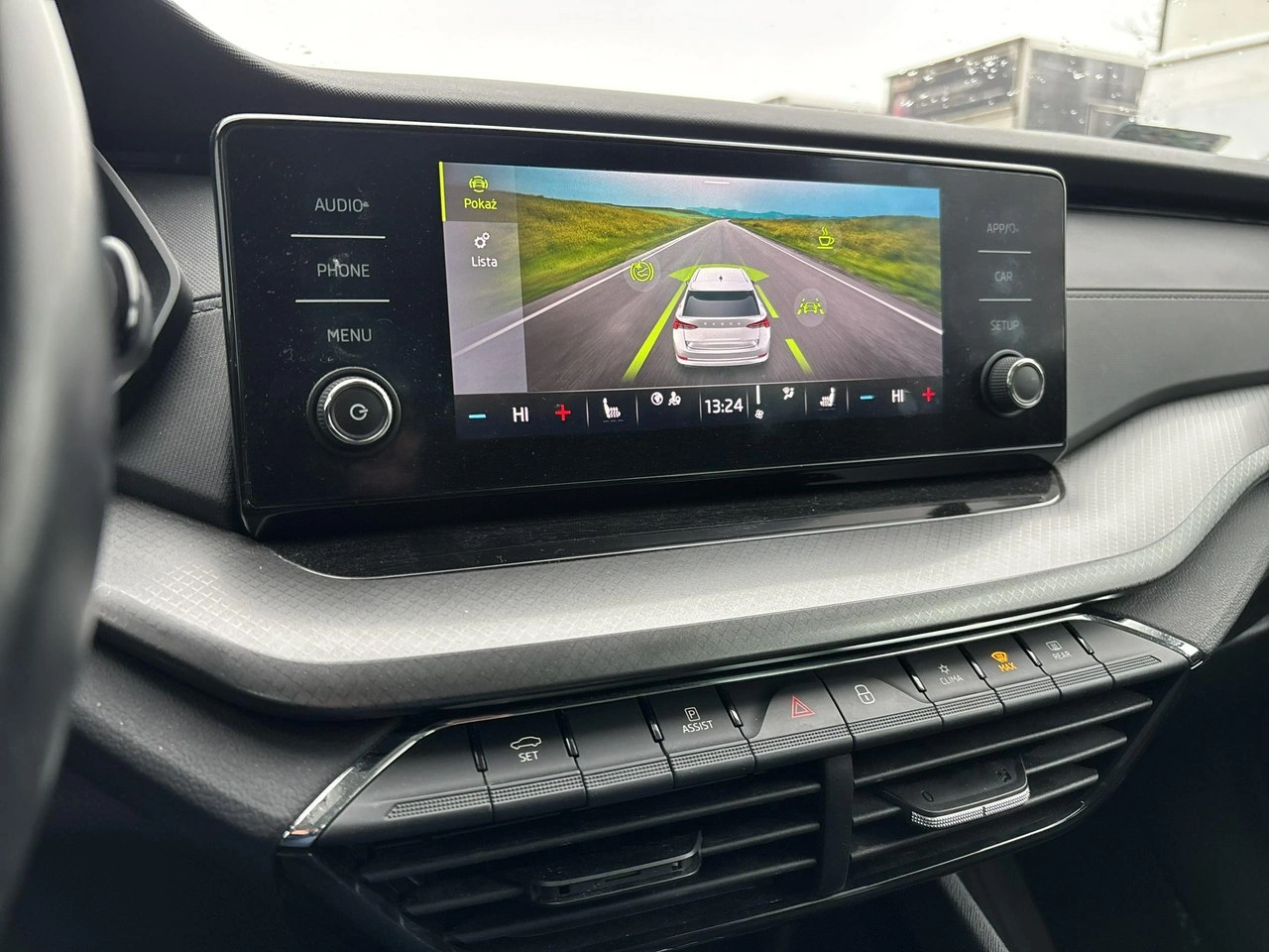 Skoda Octavia - Zdjęcie 24