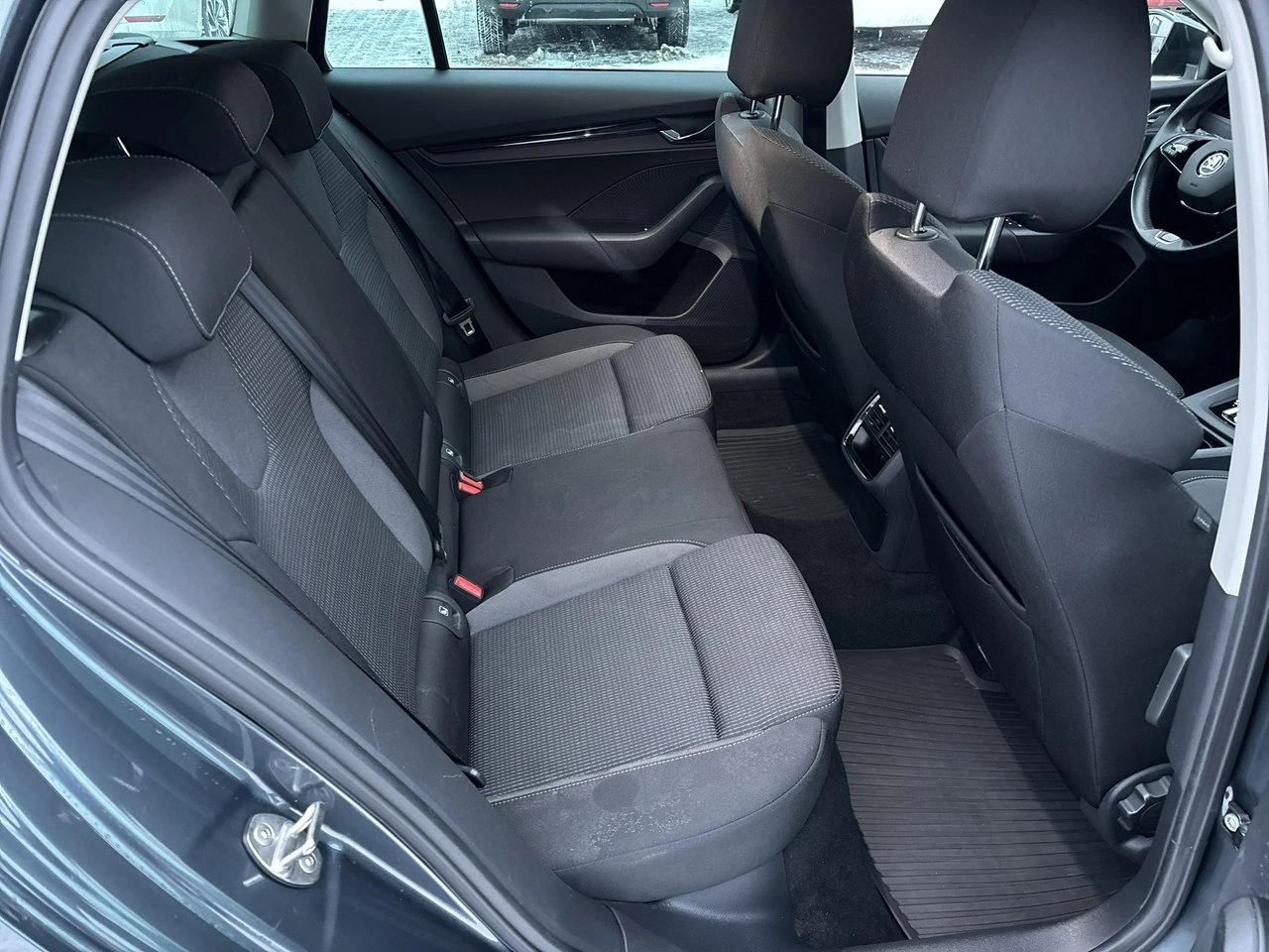 Skoda Octavia - Zdjęcie 16