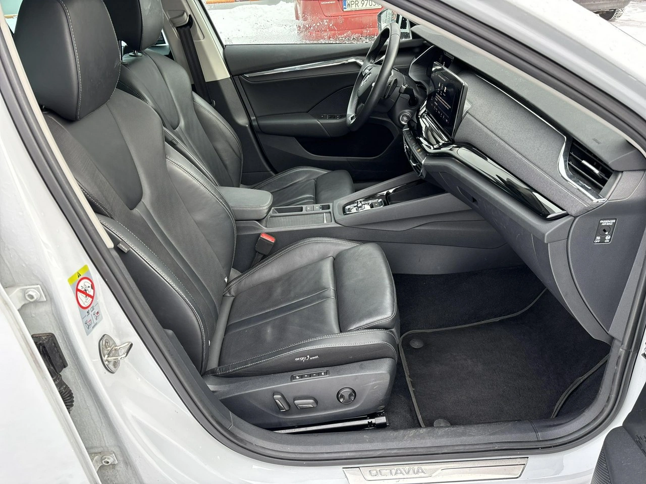 Skoda Octavia - Zdjęcie 17