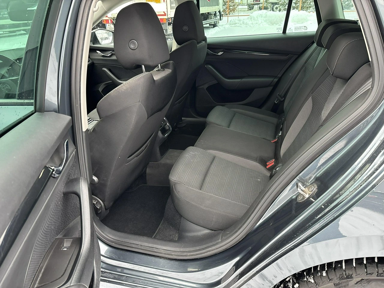 Skoda Octavia - Zdjęcie 11