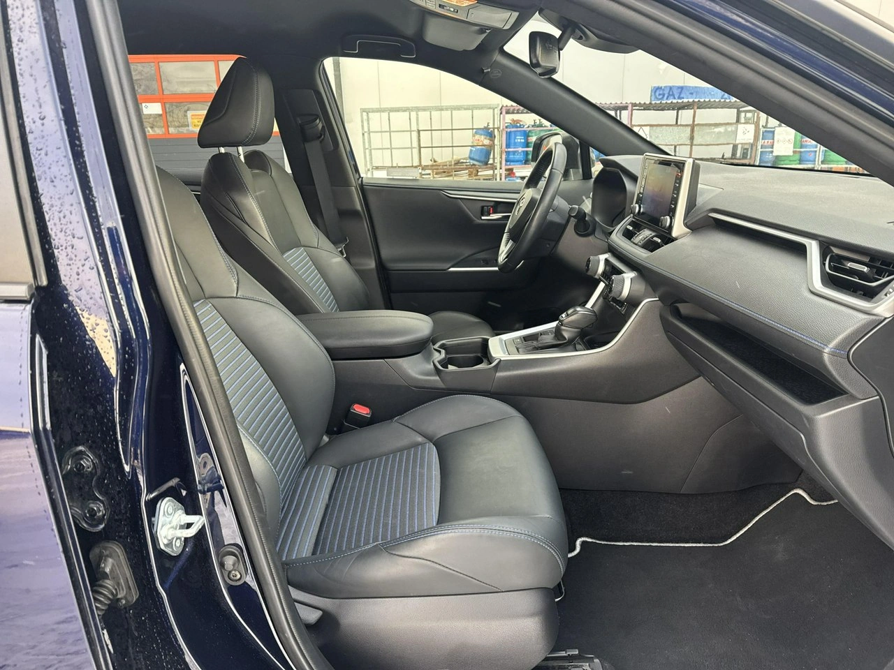 Toyota RAV-4 - Zdjęcie 20