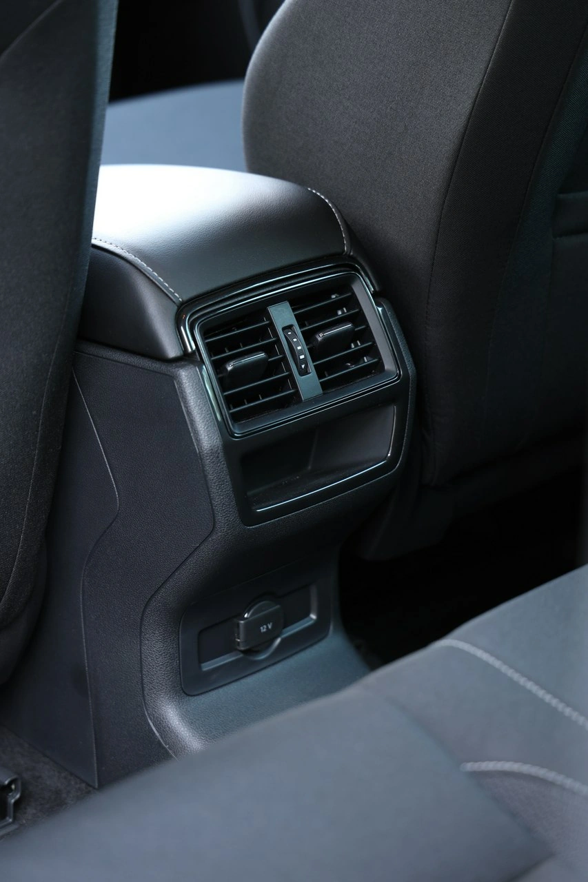 Skoda Karoq - Zdjęcie 30