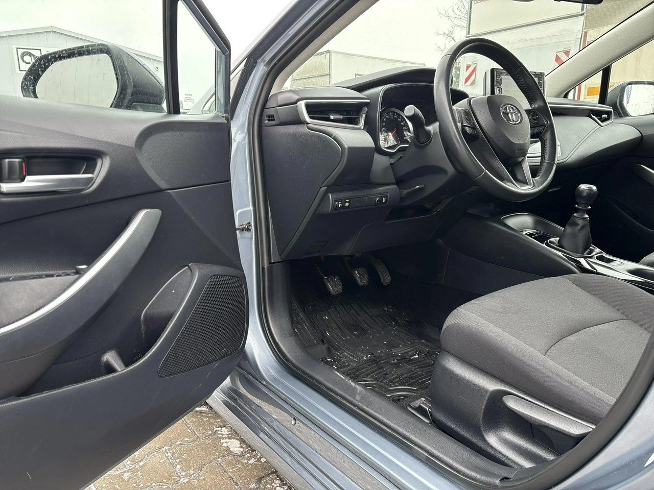 Toyota Corolla - Zdjęcie 9