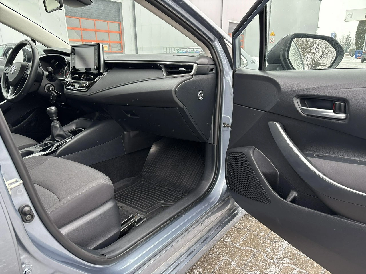 Toyota Corolla - Zdjęcie 16