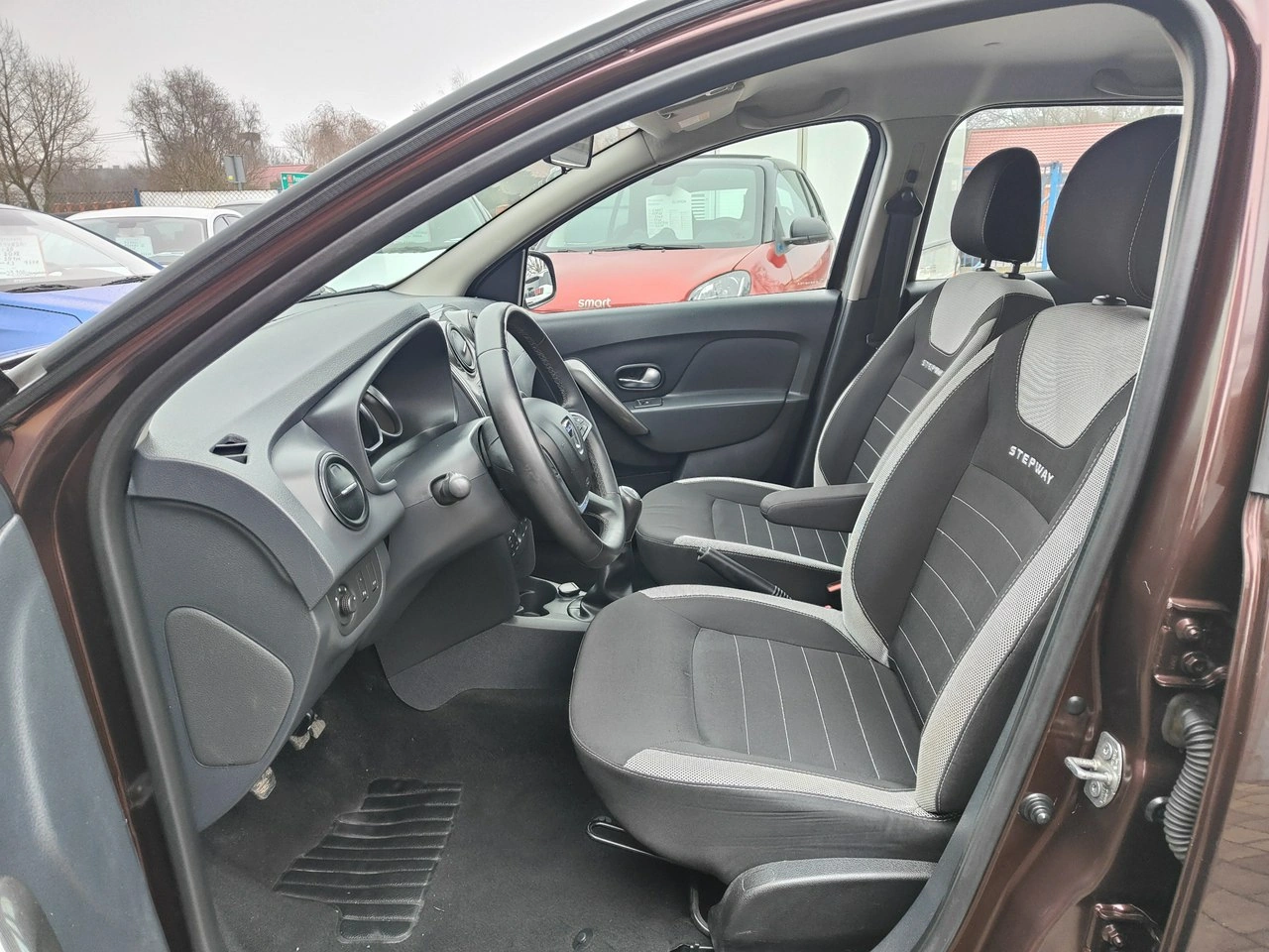 Dacia Sandero Stepway - Zdjęcie 7