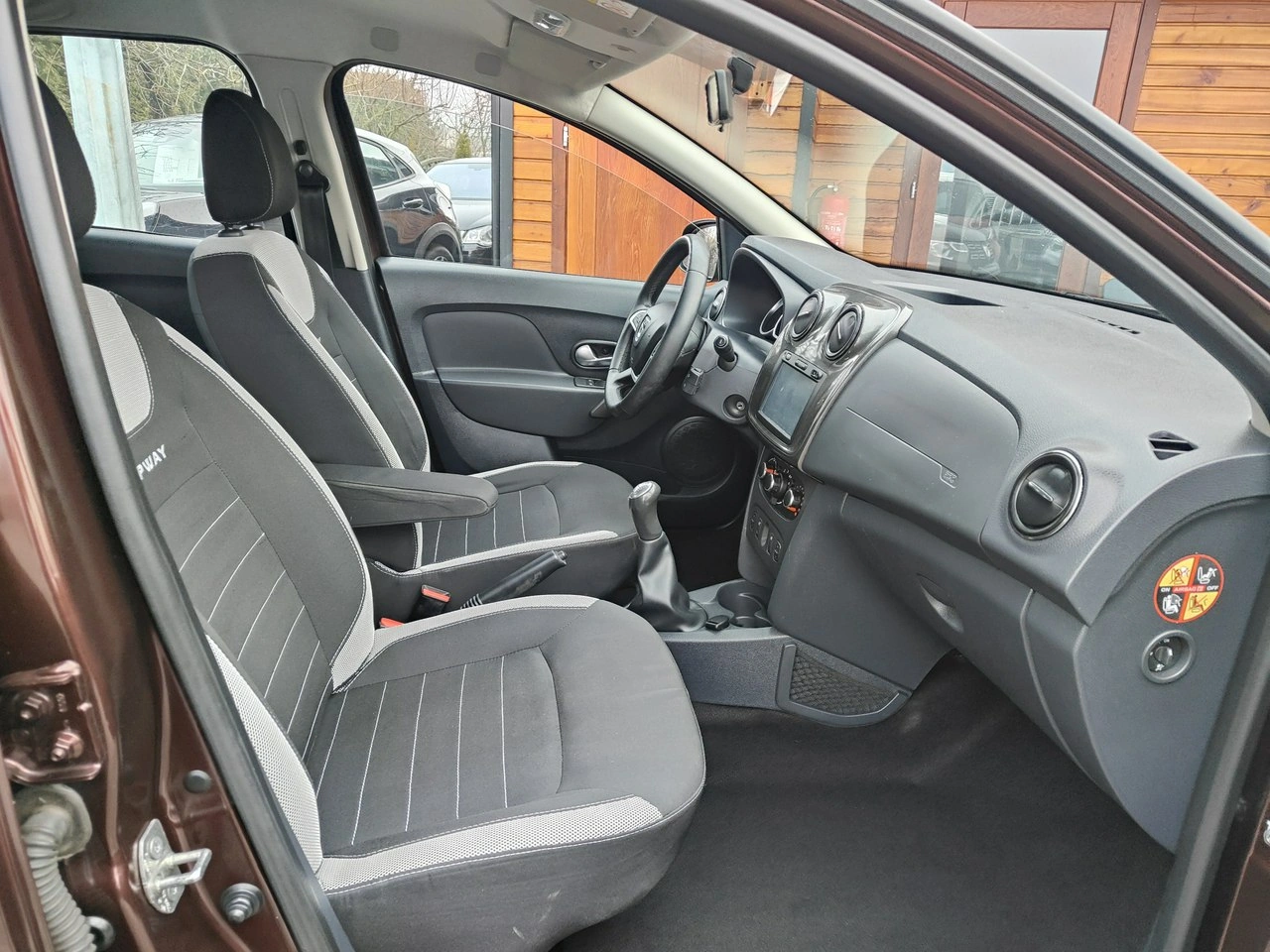 Dacia Sandero Stepway - Zdjęcie 18