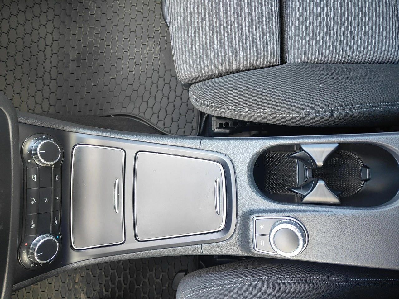 Mercedes B 246 - Zdjęcie 11