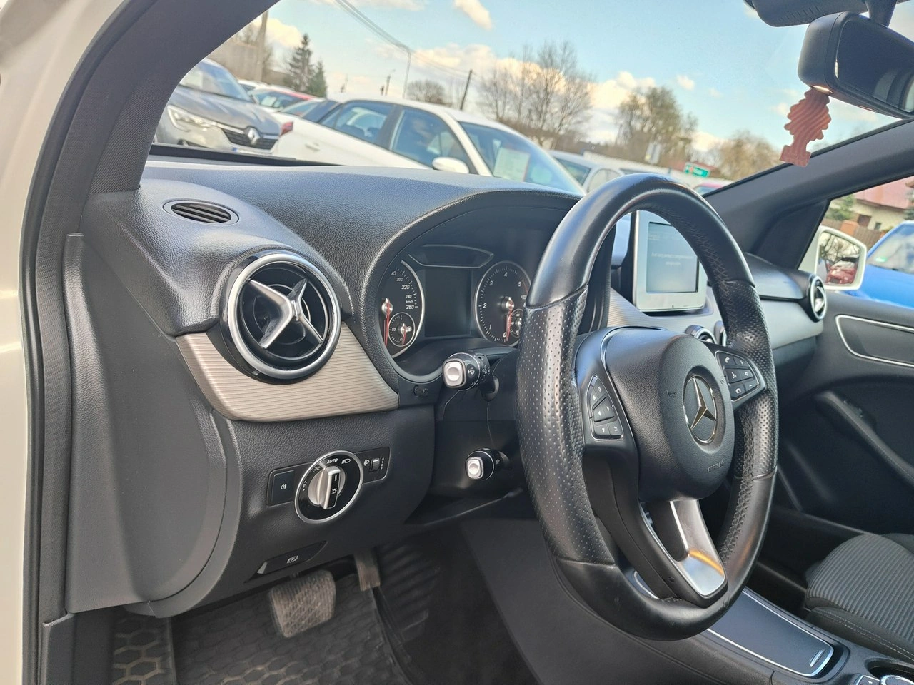 Mercedes B 246 - Zdjęcie 12