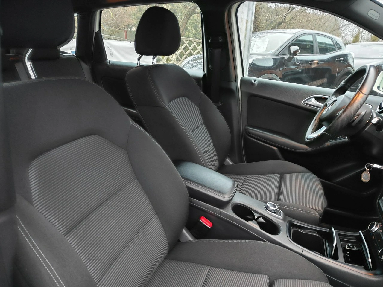 Mercedes B 246 - Zdjęcie 20