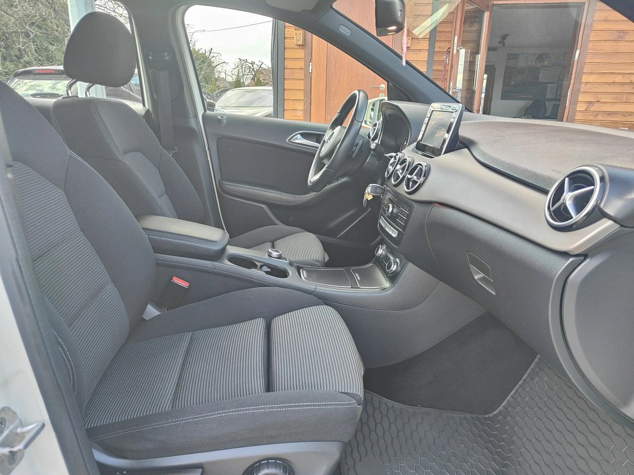 Mercedes B 246 - Zdjęcie 19