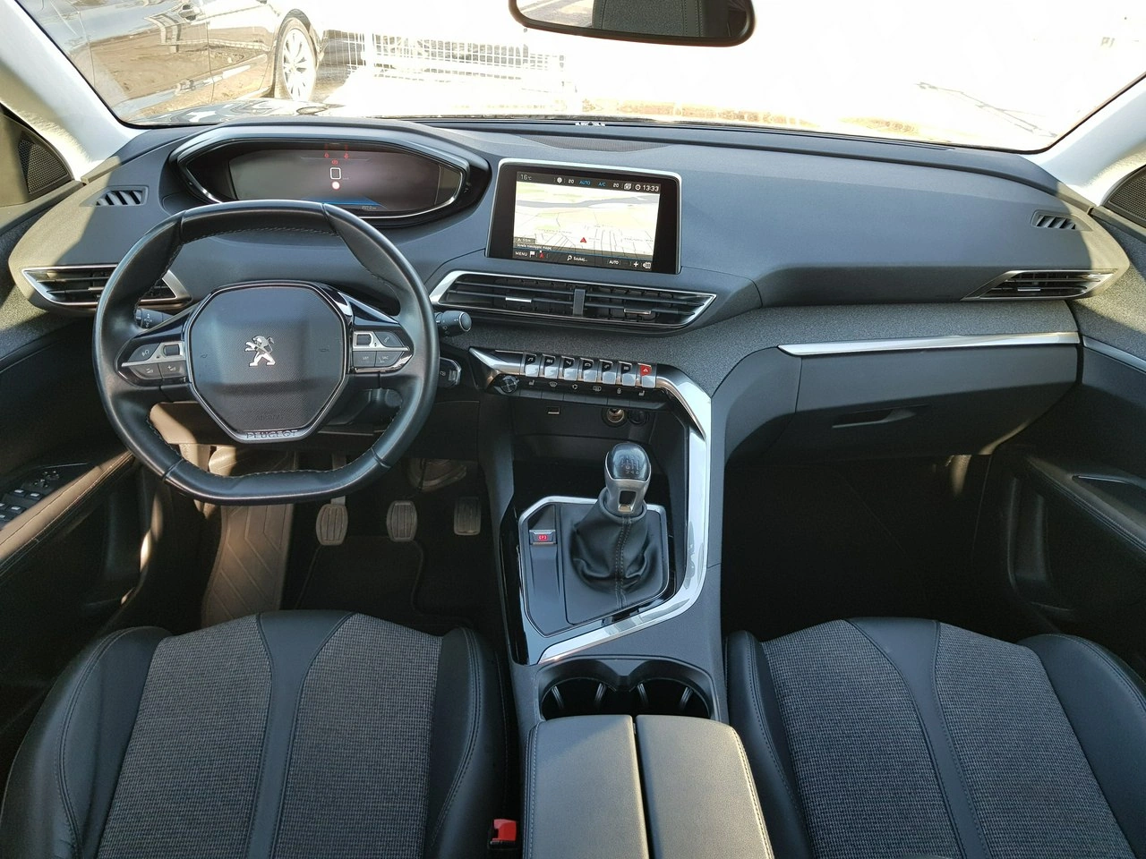 Peugeot 3008 - Zdjęcie 11