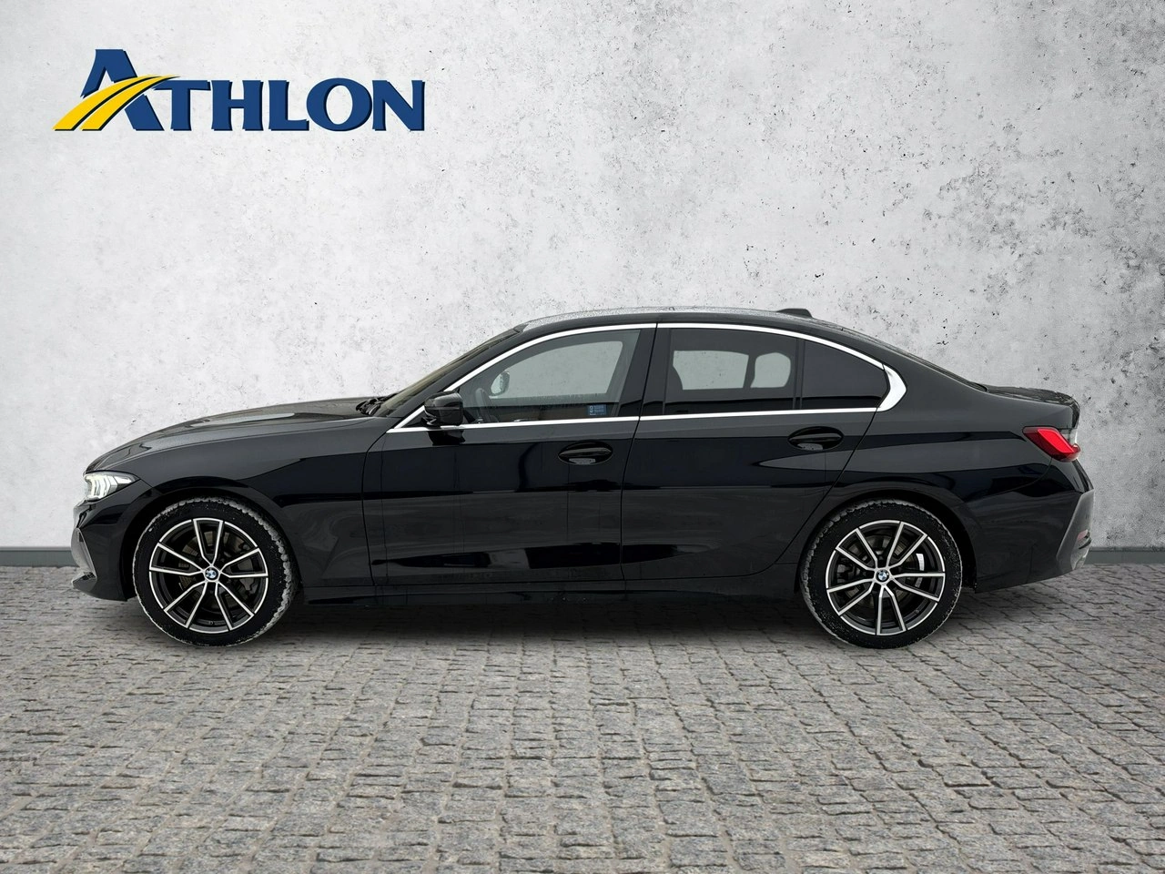 BMW 330 - Zdjęcie 1