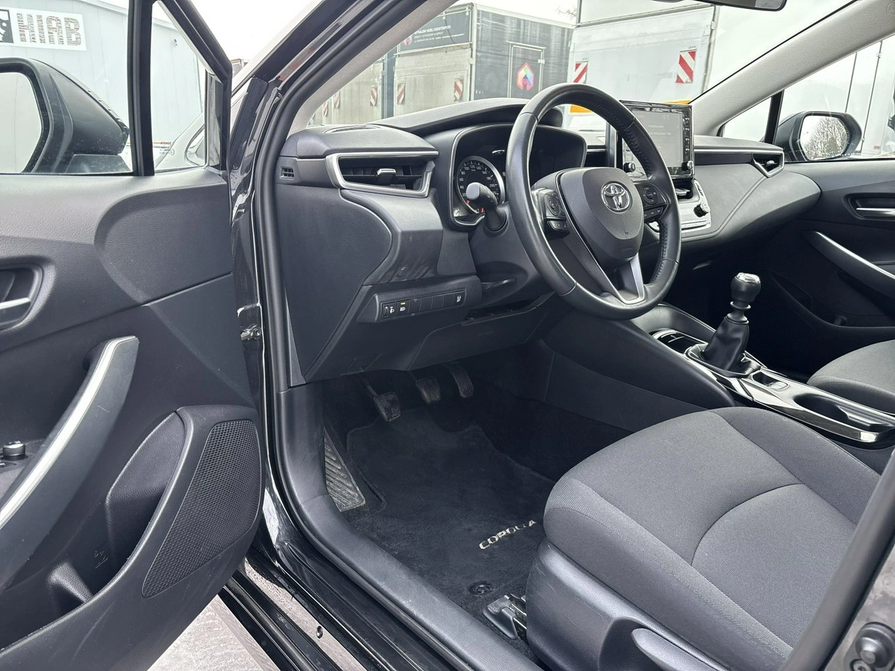 Toyota Corolla - Zdjęcie 9