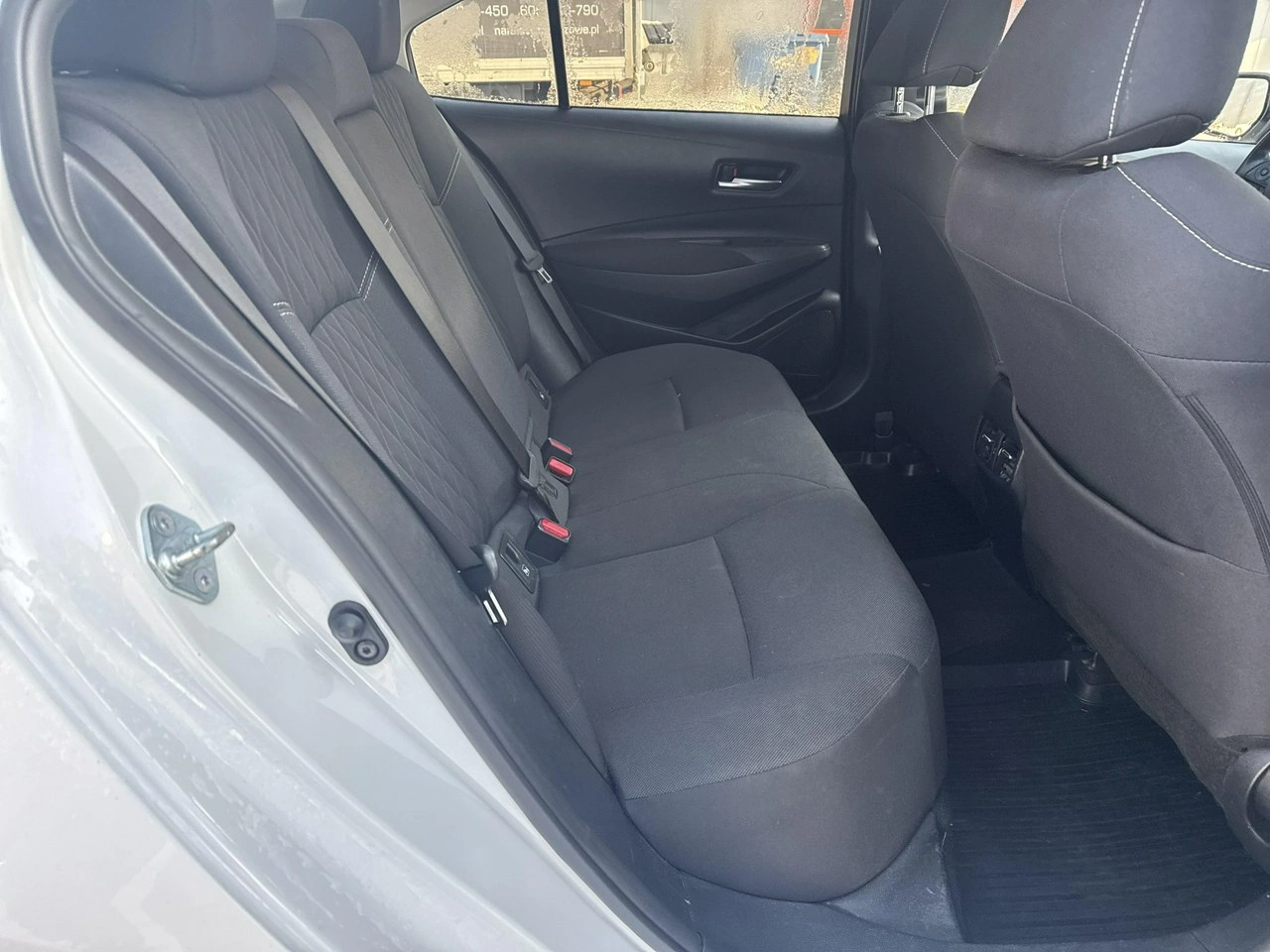 Toyota Corolla - Zdjęcie 17