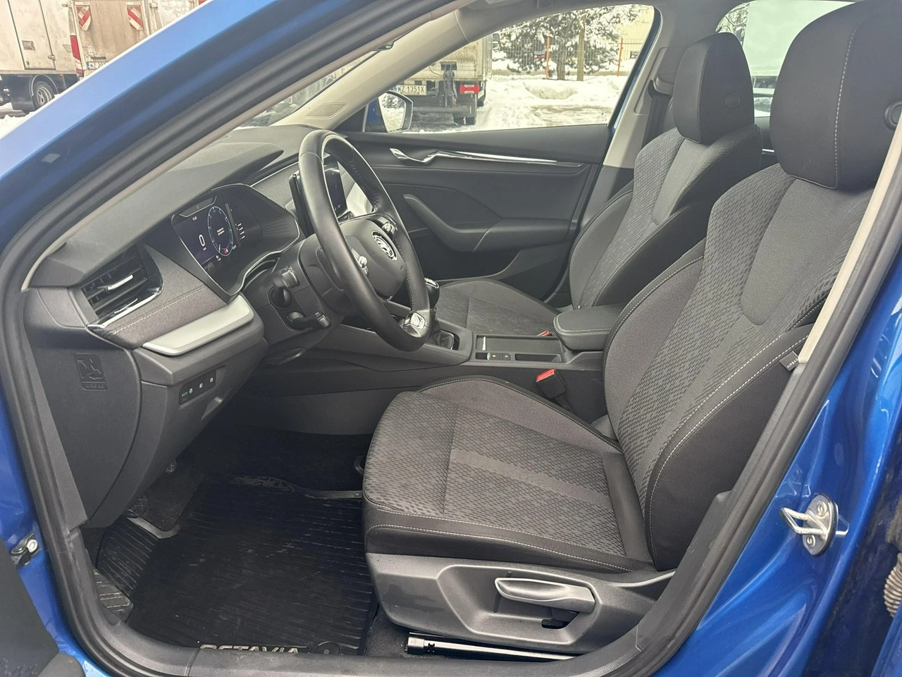 Skoda Octavia - Zdjęcie 10