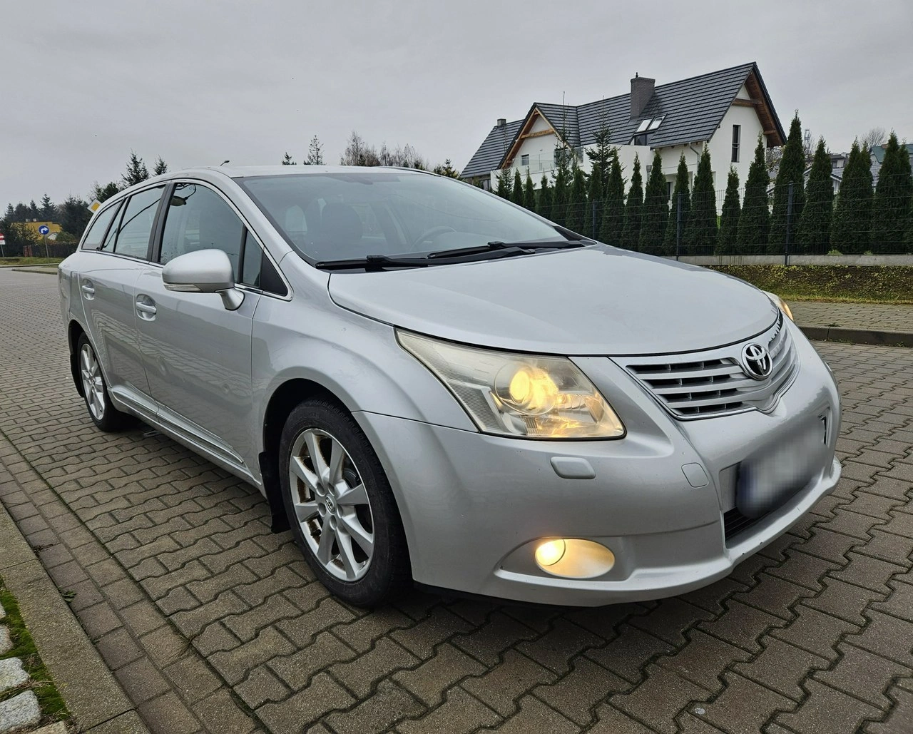 Toyota Avensis - Zdjęcie 3