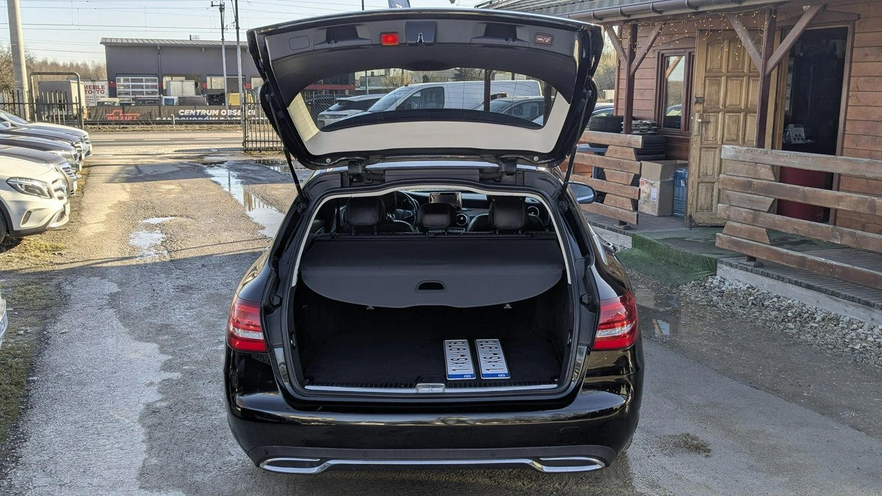 Mercedes C 180 - Zdjęcie 11