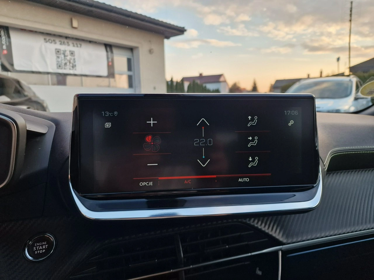 Peugeot 2008 - Zdjęcie 25